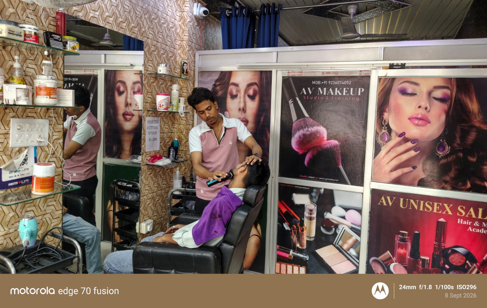 AV Unisex Salon